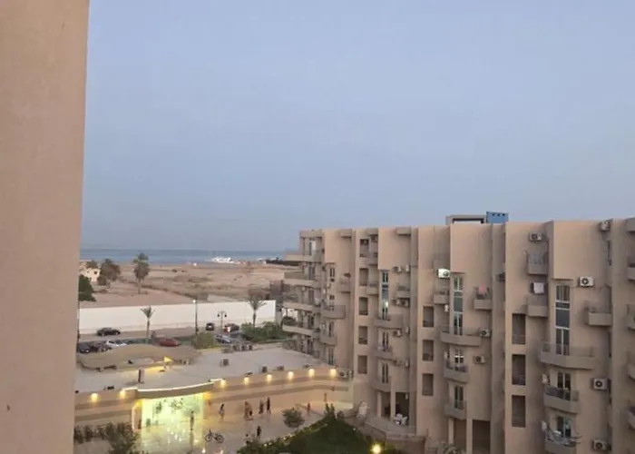 البرنسيسة ريزورت الممشي السياحي شاطي خاص و حمام سباحه 3* Gurdaka